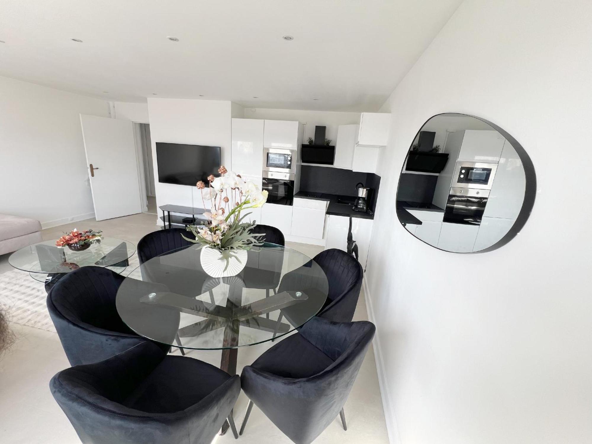 Chic 2 Rooms Paris13 With View Buitenkant foto