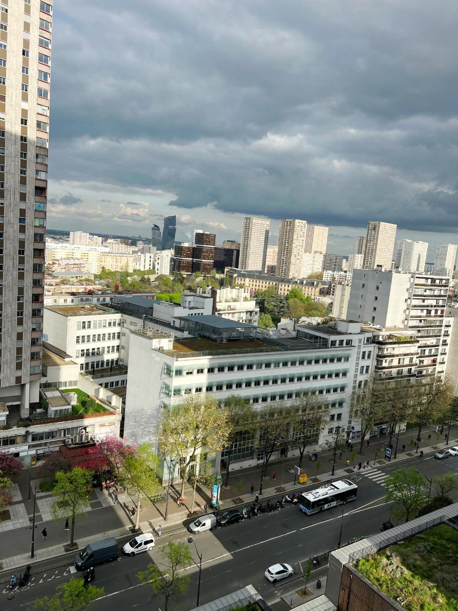Chic 2 Rooms Paris13 With View Buitenkant foto